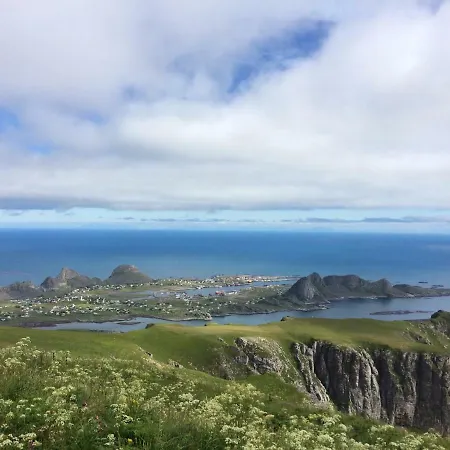 Resting Place - House With Amazing Sea View And Terrace, Includes A Car Semesterbostad Vaeroy